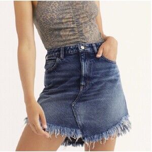 We The Free People Women’s 31 Bailey Raw Hem Mini Skirt Blue Medium Wash Denim